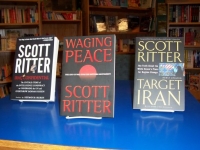 scott_ritter_booksigning_tempe_az_10-12-07_ritter_books.jpg
