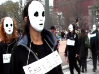death_masks_at_white_house_protest.jpg