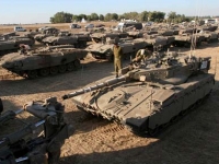13_israeli_tanks_at_the_gaza_strip_borders__file_2007_1.jpg