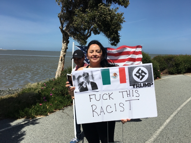 800_trump_fuck_this_racist.jpg 