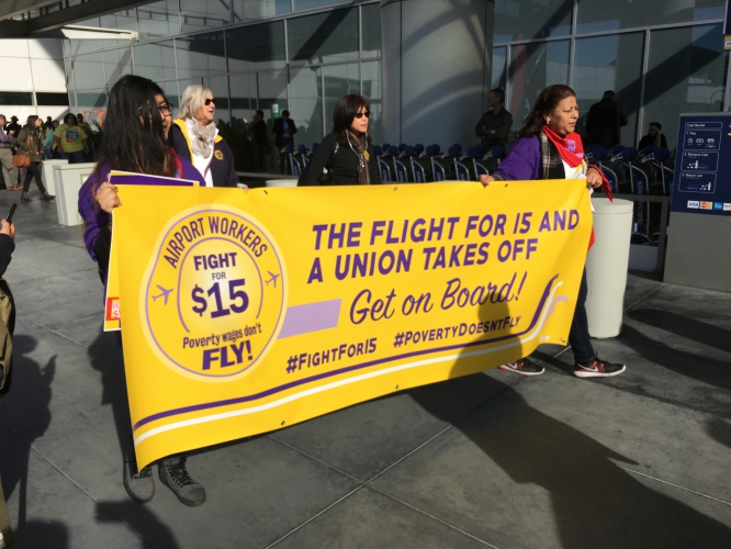 sm_fight_for__15_sfo_airport_workers.jpg 