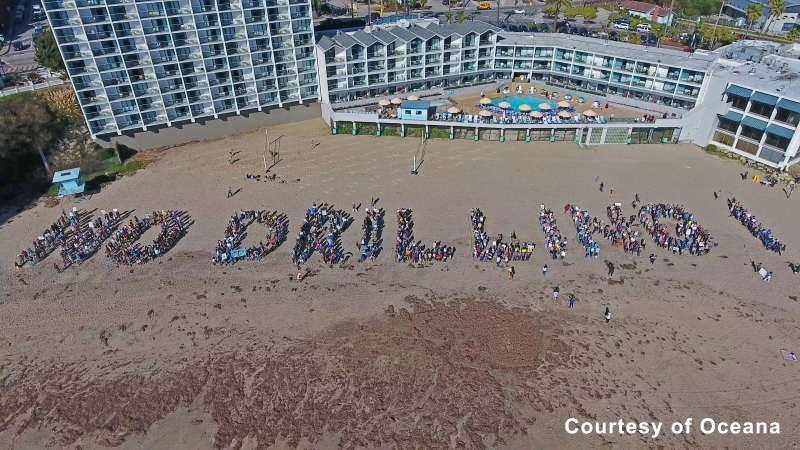 sm_offshore_oil_drilling_protest_santa_cruz_photo_credit_oceana_1.jpg 